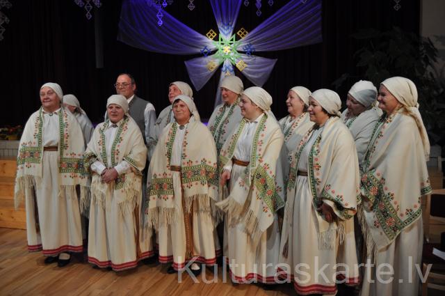 Etnogrāfisko ansambļu un folkloras kopu skate